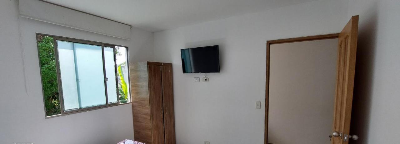 Apartamento La Isla 1-Ковеньяс Екстер'єр фото