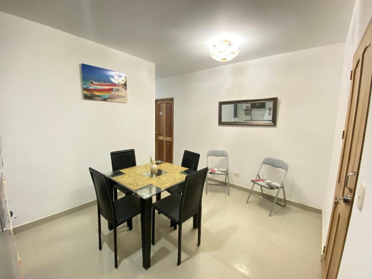 Apartamento La Isla 1-Ковеньяс Екстер'єр фото